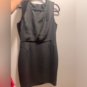 Beautiful Banana Republic dress perfect for work